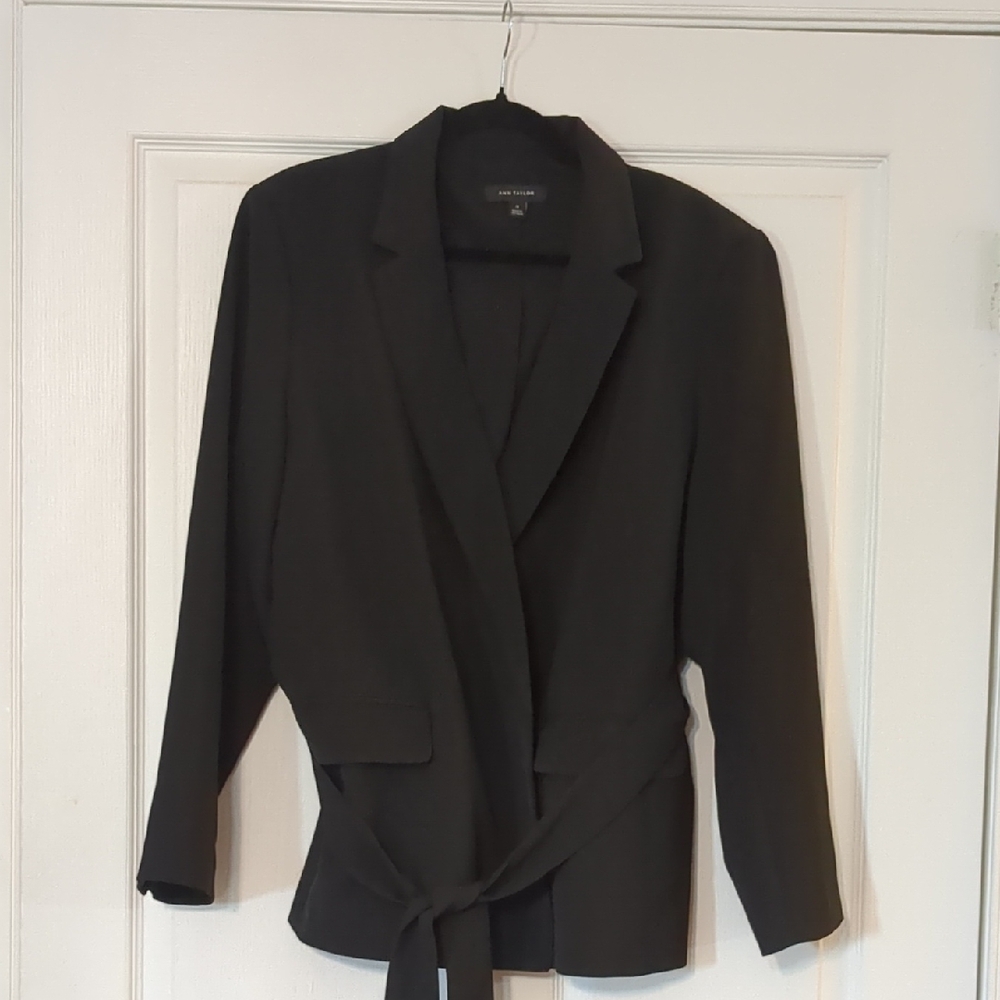Ann Taylor  Belted Blazer in Black Crepe.